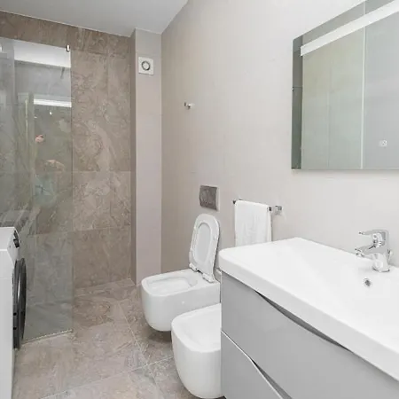 Marina Luxury * Durrës
