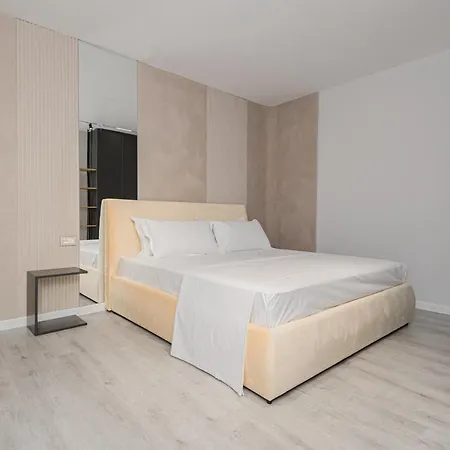 Marina Luxury Apartment